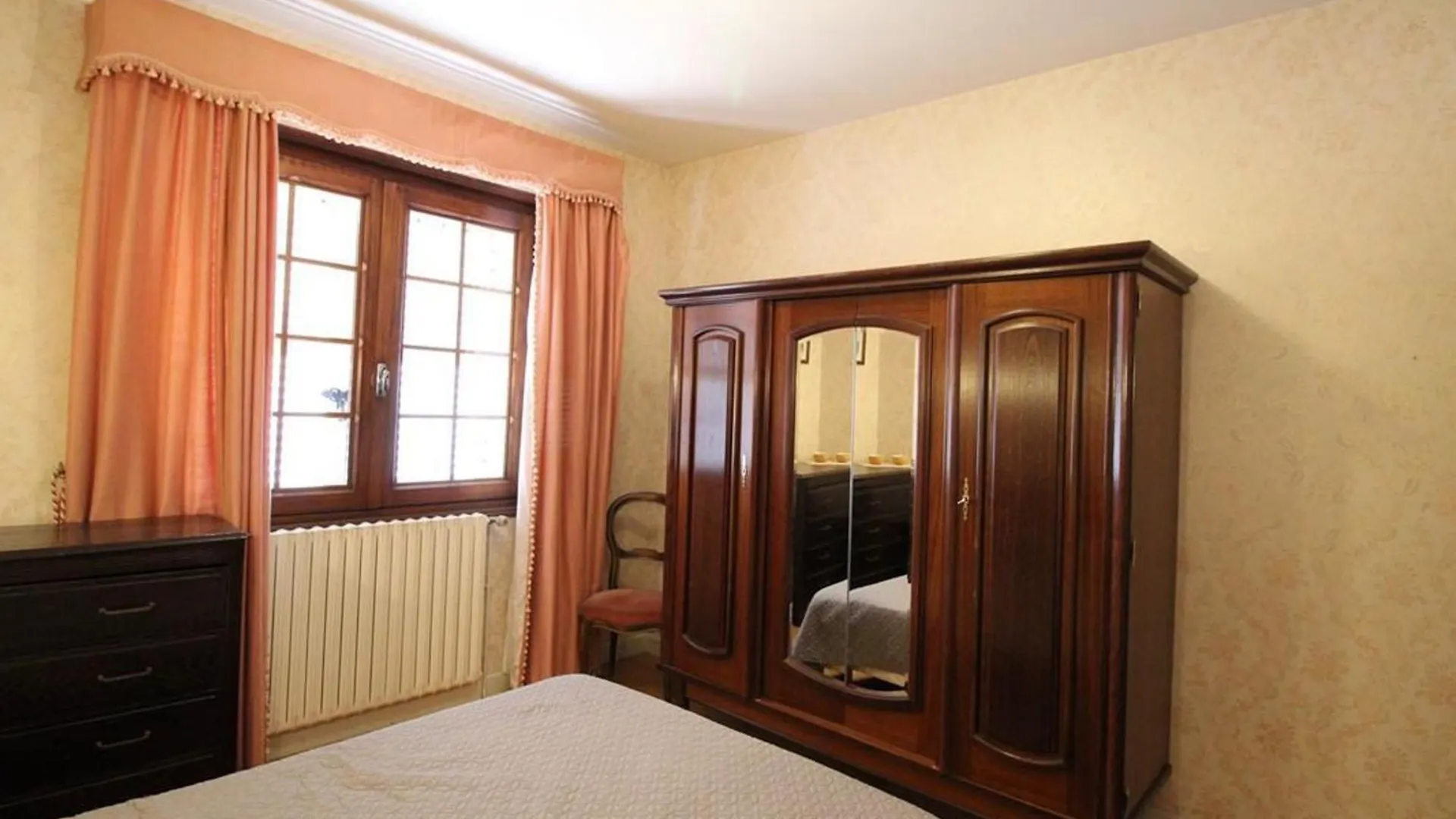 Holiday home Maison De Charme Avec Jardin Et Terrasse, Proche Salers Et Puy Mary, Animaux Acceptes - Fr-1-742-165 Pleaux